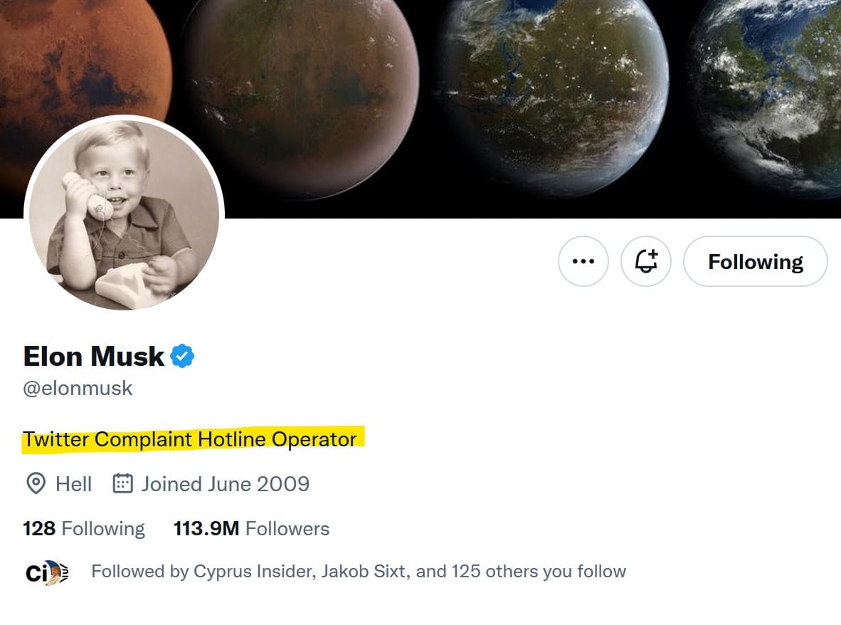 Elon Musk calls himself Twitter Complaint Hotline Operator